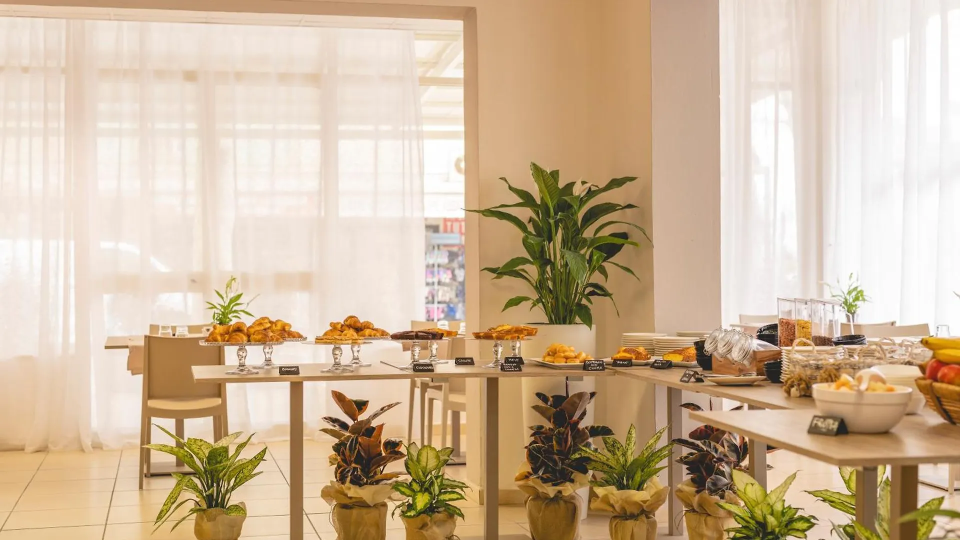 Hotel La Perla Cervia